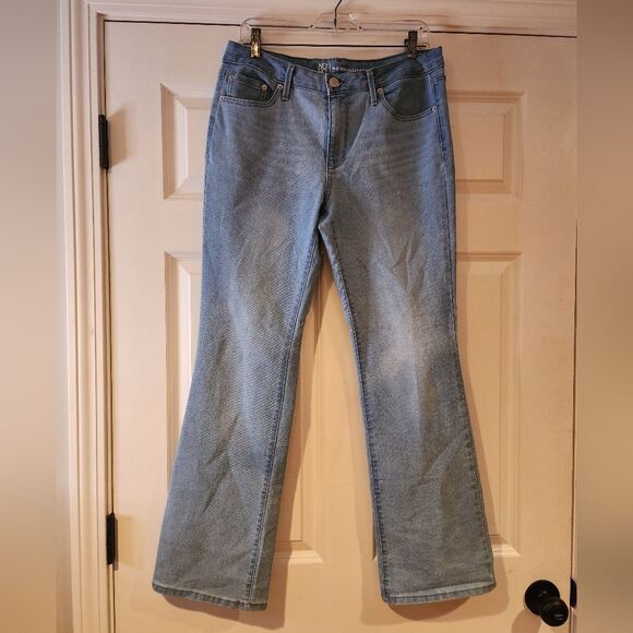 No Boundaries light wash boot cut jeans 13 - Picture 1 of 4